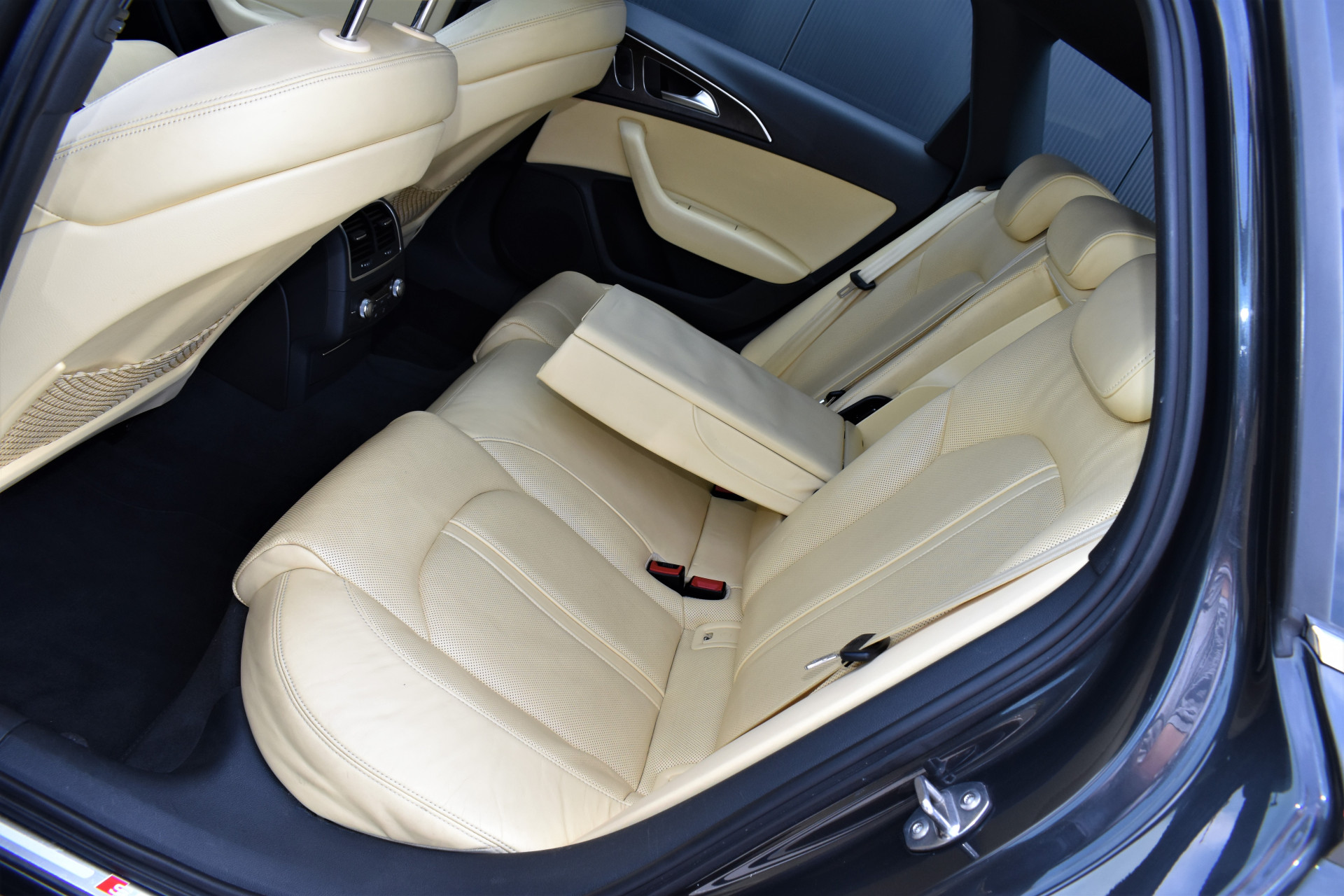 Audi S6 Avant 4.0 TFSI 421pk Automaat Quattro – Foto 17