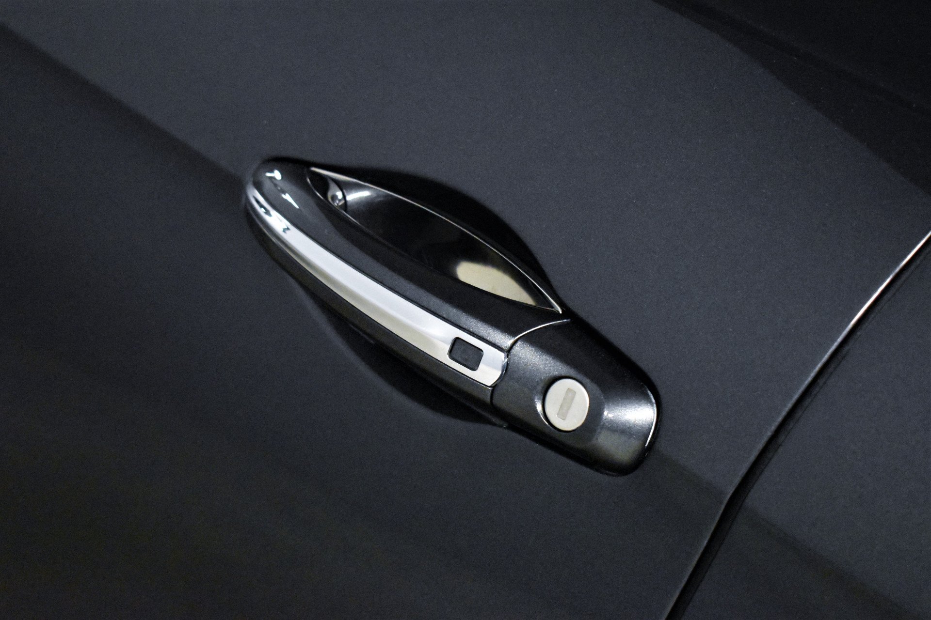 Bentley Flying Spur 4.0 V8 S 528pk Mulliner Dealer-OH – Foto 8