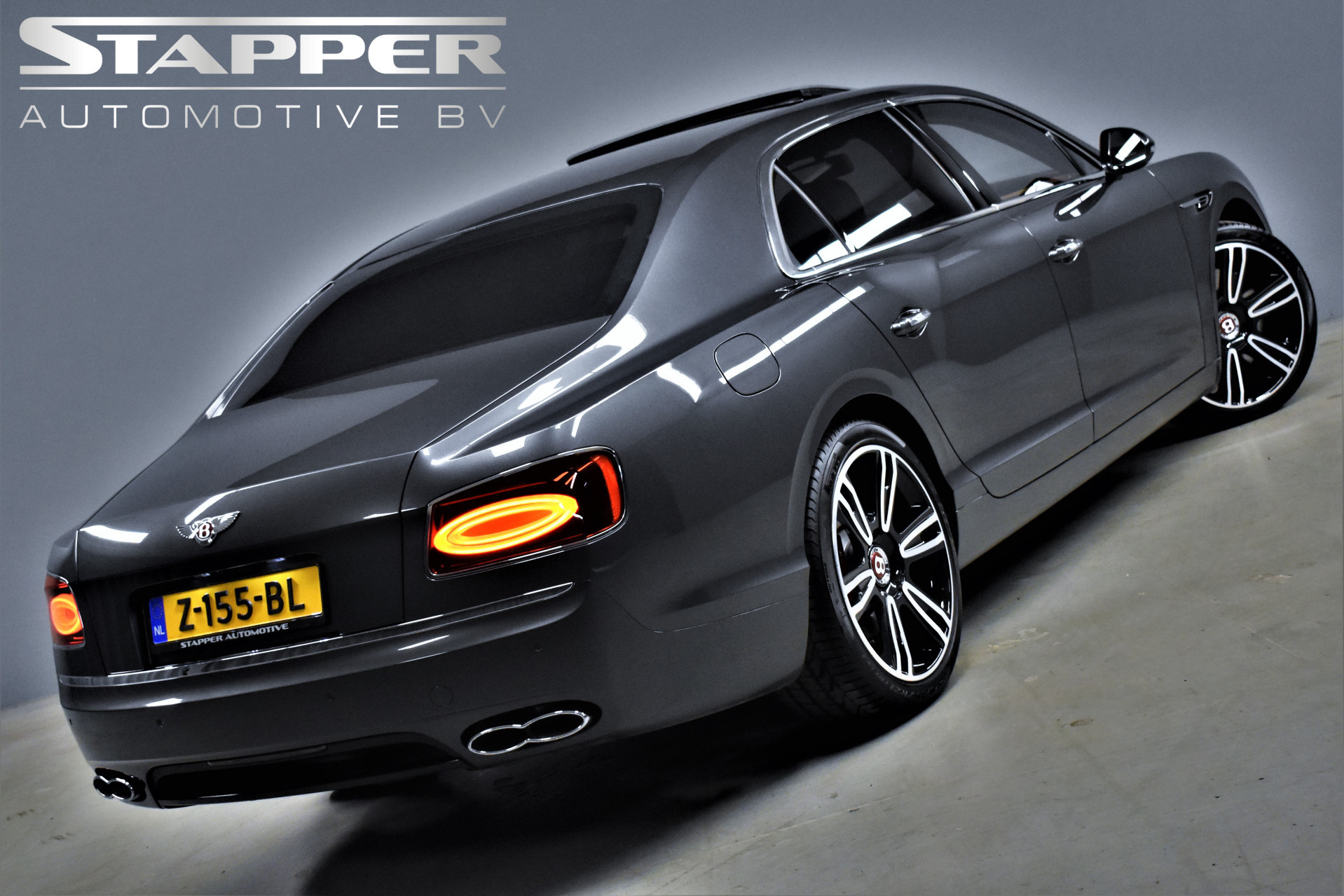 Bentley Flying Spur 4.0 V8 S 528pk Mulliner Dealer-OH – Foto 9