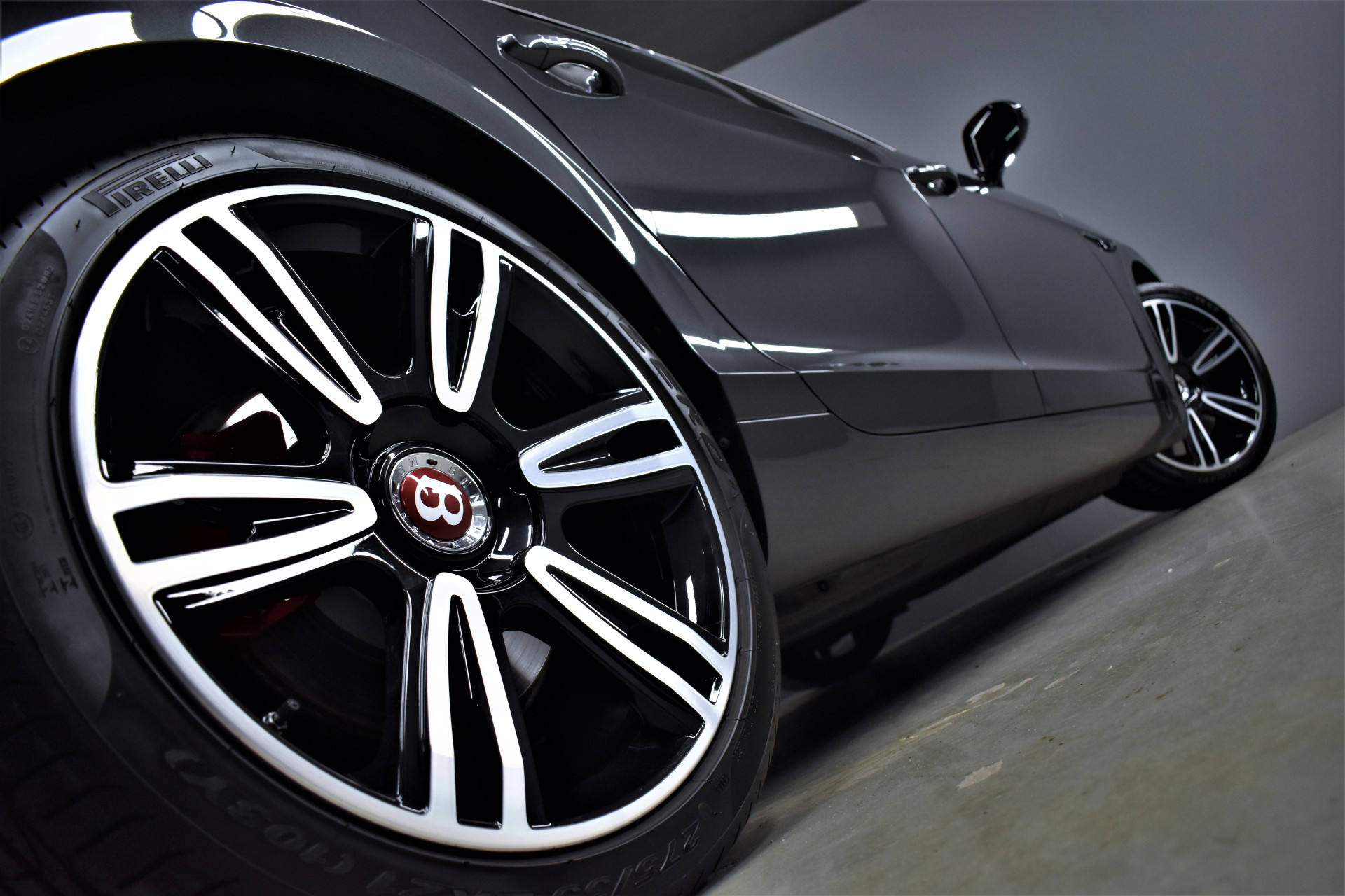 Bentley Flying Spur 4.0 V8 S 528pk Mulliner Dealer-OH – Foto 13