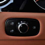 Bentley Flying Spur 4.0 V8 S 528pk Mulliner Dealer-OH – Foto 38
