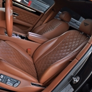 Bentley Flying Spur 4.0 V8 S 528pk Mulliner Dealer-OH – Foto 16