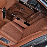 Bentley Flying Spur 4.0 V8 S 528pk Mulliner Dealer-OH – Foto 19