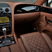Bentley Flying Spur 4.0 V8 S 528pk Mulliner Dealer-OH – Foto 24