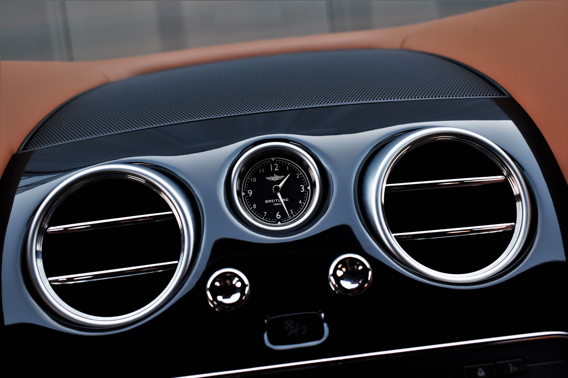 Bentley Flying Spur 4.0 V8 S 528pk Mulliner Dealer-OH – Foto 28