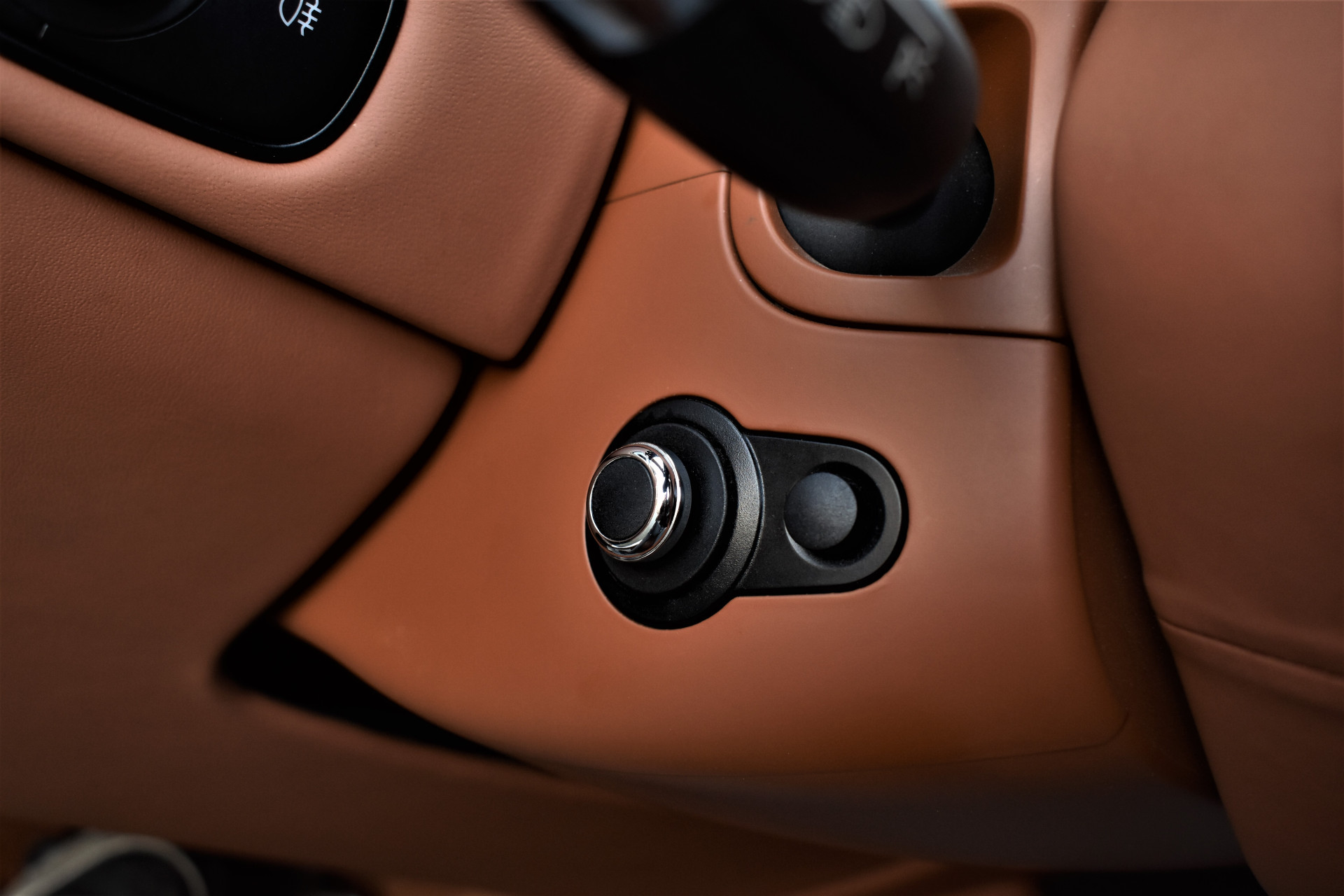 Bentley Flying Spur 4.0 V8 S 528pk Mulliner Dealer-OH – Foto 36