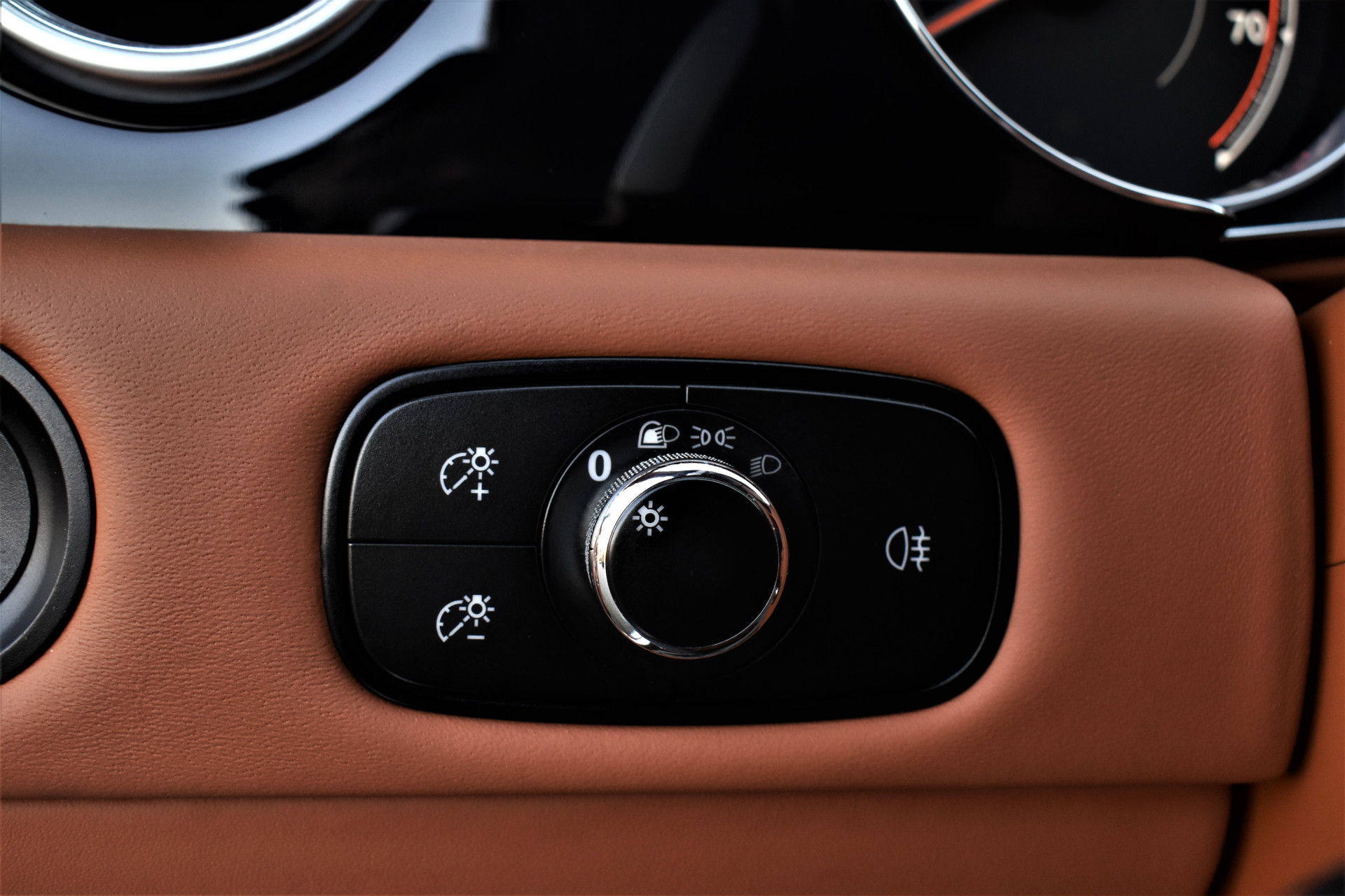 Bentley Flying Spur 4.0 V8 S 528pk Mulliner Dealer-OH – Foto 37