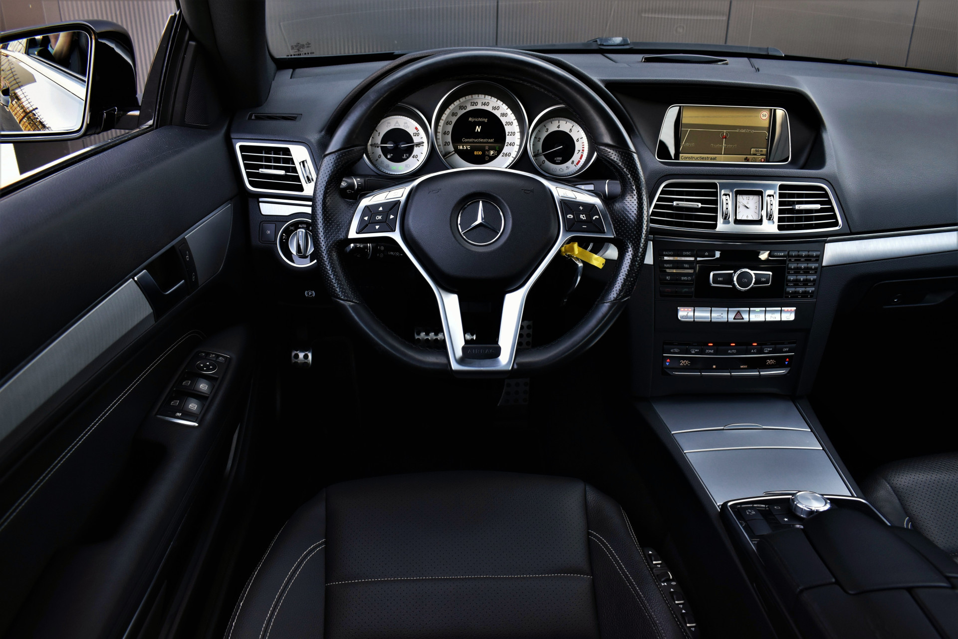 Mercedes-Benz E-Klasse Coupé 200 184pk AMG-Pakket Org.NL – Foto 18