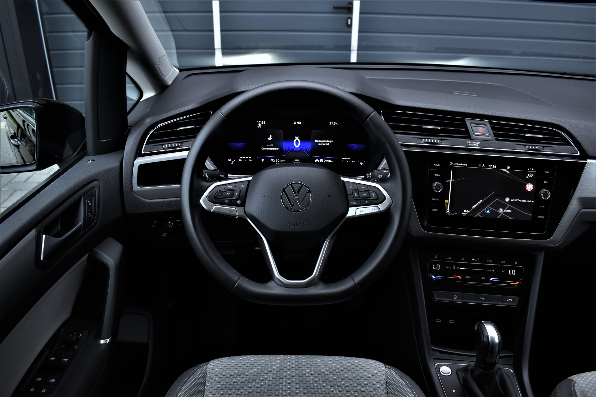 Volkswagen Touran 1.5 TSI 150pk Automaat Comfortline Business 7-Pers 1e Eig. Dealer OH – Foto 17