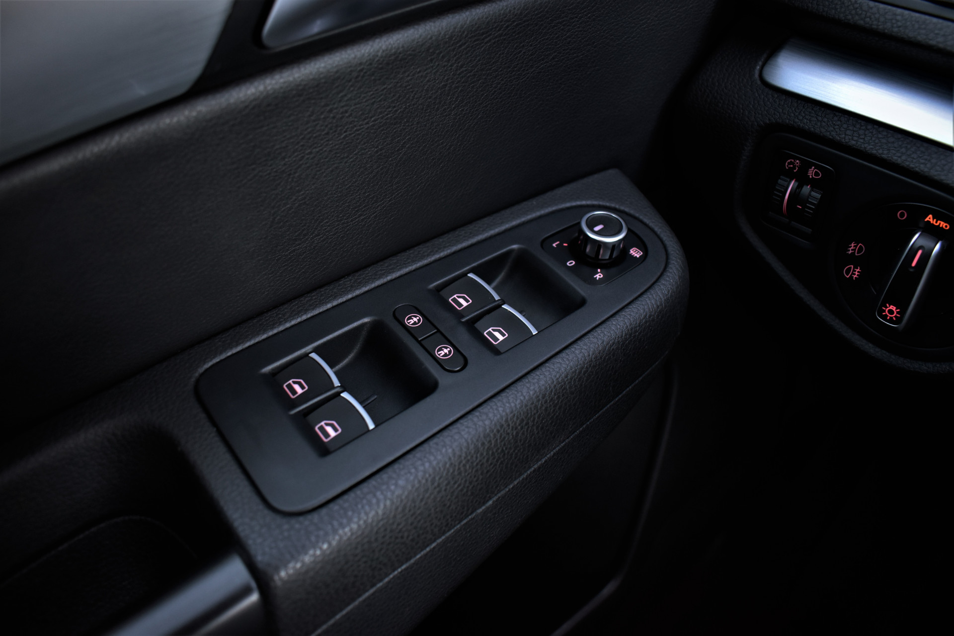 Volkswagen Sharan 1.4 TSI 150pk Highline 7-Pers. – Foto 24