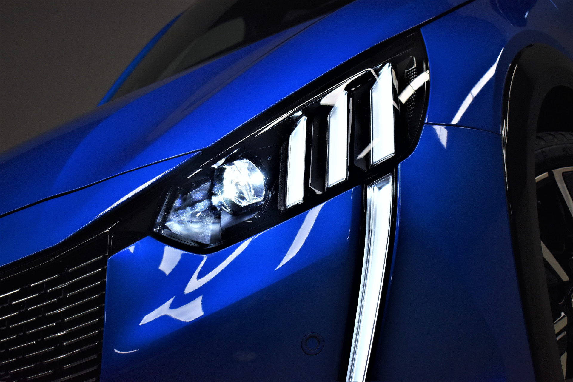 Peugeot 208 1.2 PureTech 101pk GT-Line Org.NL 1e.Eig – Foto 4