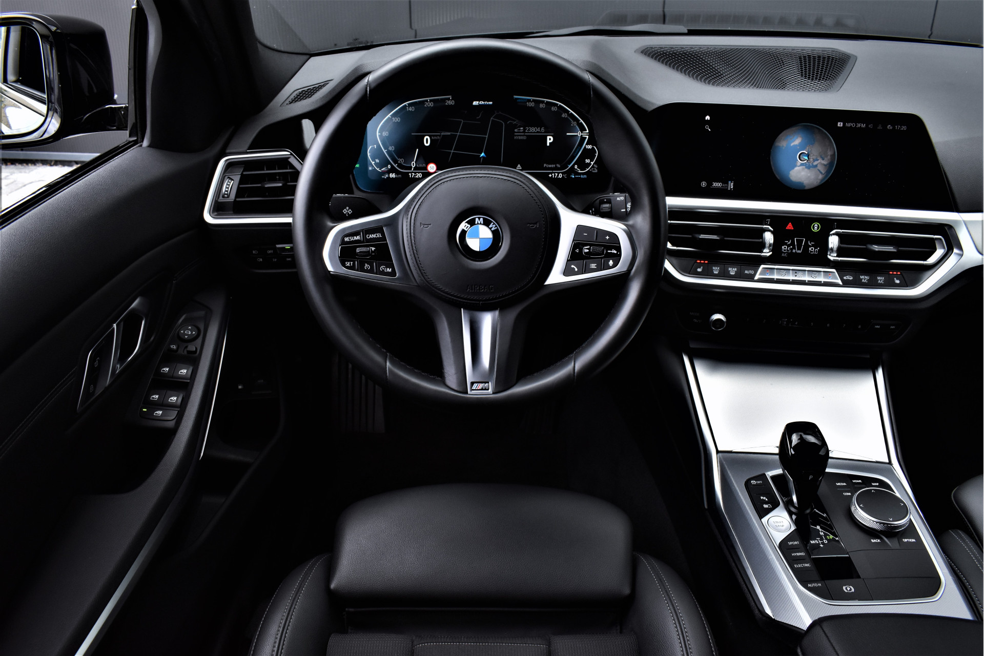 BMW 3 Serie Touring 330e 297pk Sport Line M-Interieur – Foto 16