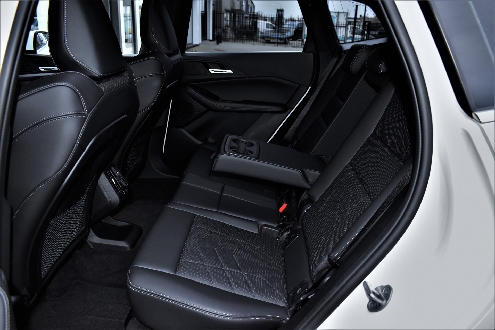 BMW 2 Serie Active Tourer 218i 136pk M-Sport Automaat 1e Eig. – Foto 14