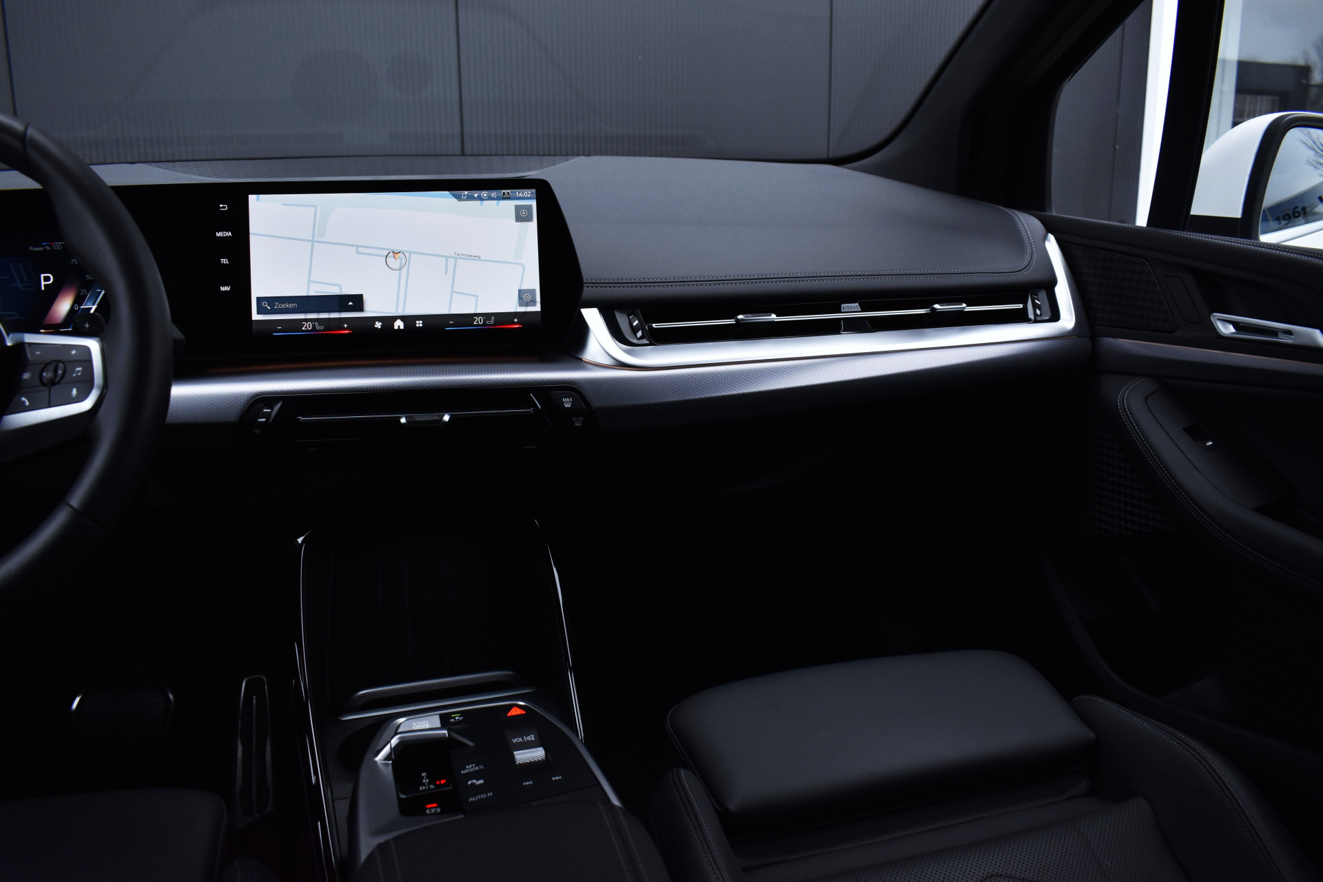 BMW 2 Serie Active Tourer 218i 136pk M-Sport Automaat 1e Eig. – Foto 16