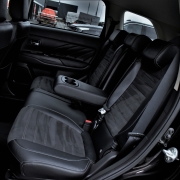 Mitsubishi Outlander 2.0 PHEV 203pk Business Edition Dealer OH – Foto 14