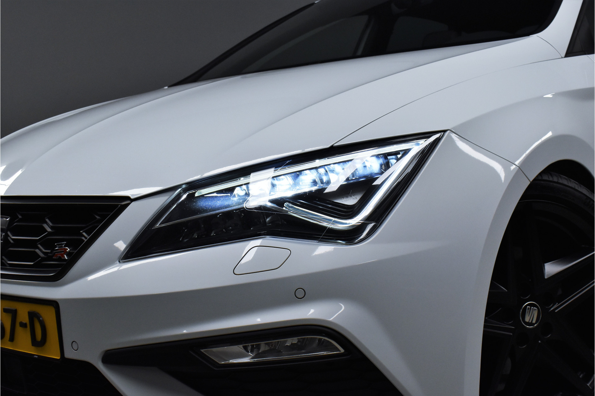 SEAT Leon 1.5 TSI FR 150pk DSG Ultimate Edition Black – Foto 3