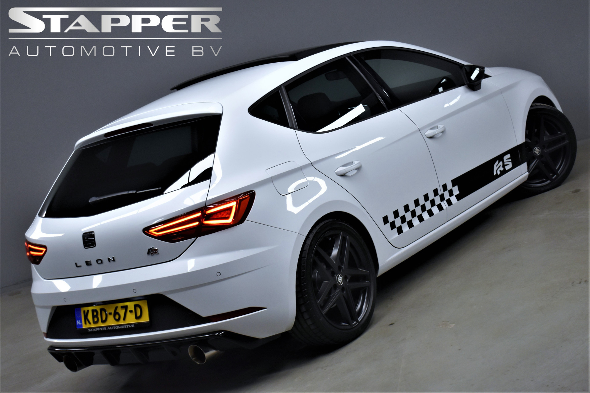 SEAT Leon 1.5 TSI FR 150pk DSG Ultimate Edition Black – Foto 8