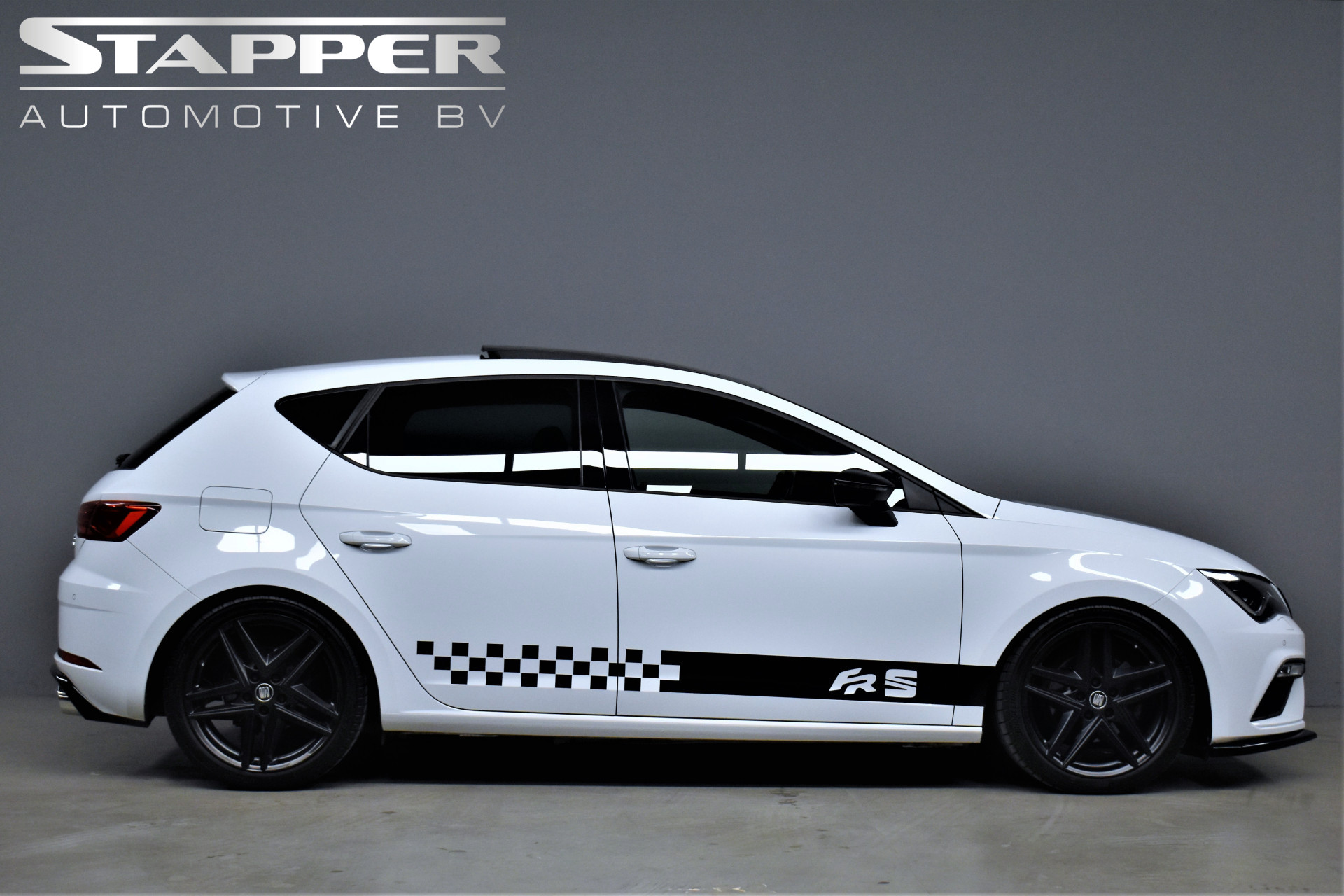 SEAT Leon 1.5 TSI FR 150pk DSG Ultimate Edition Black – Foto 12