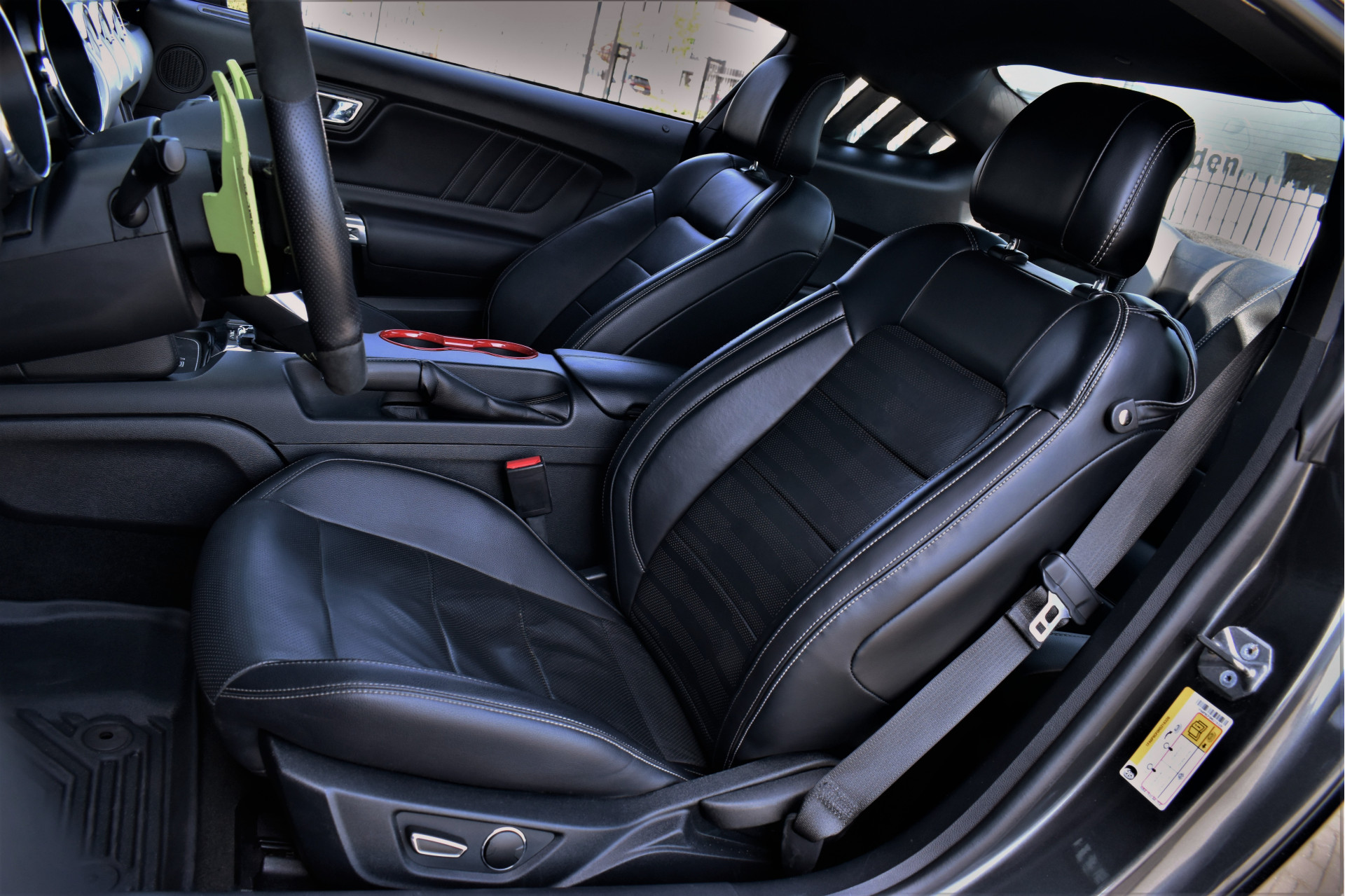 Ford Mustang Fastback 5.0 GT 422pk Automaat – Foto 2