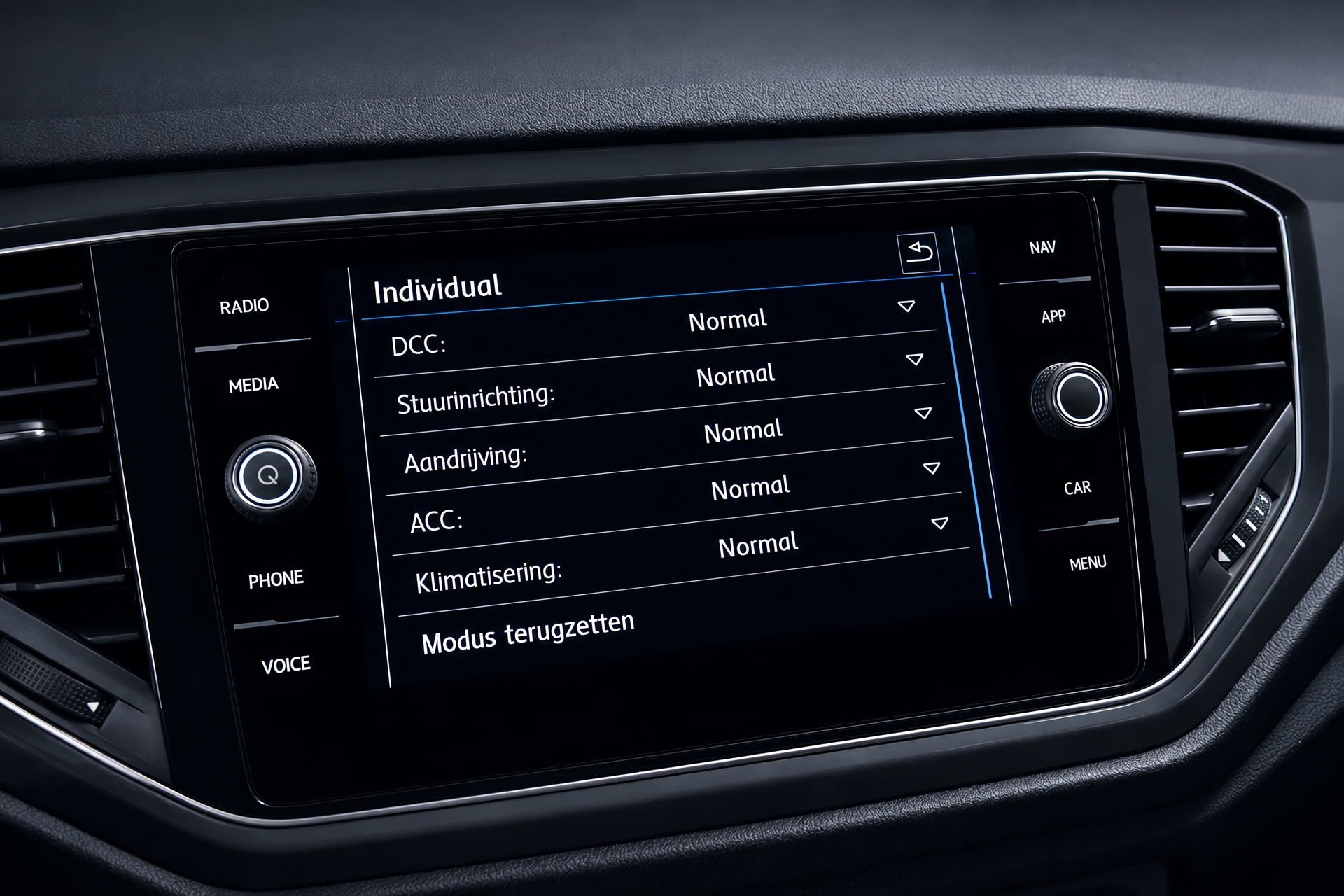 Volkswagen T-Roc 1.5 TSI 150pk Automaat Sport – Foto 16